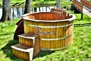Wooden hot tub thermowood deluxe spa model 15